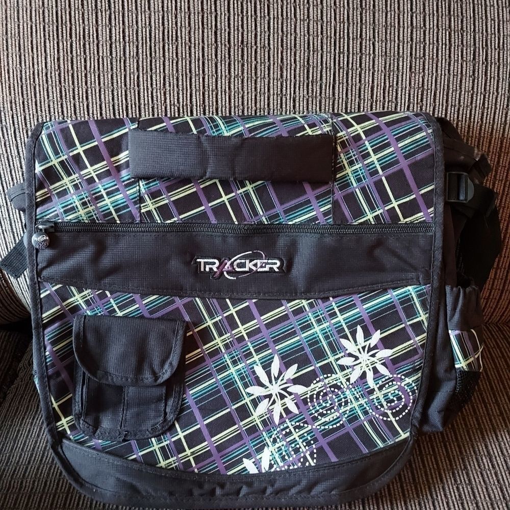 TRACKER BAG